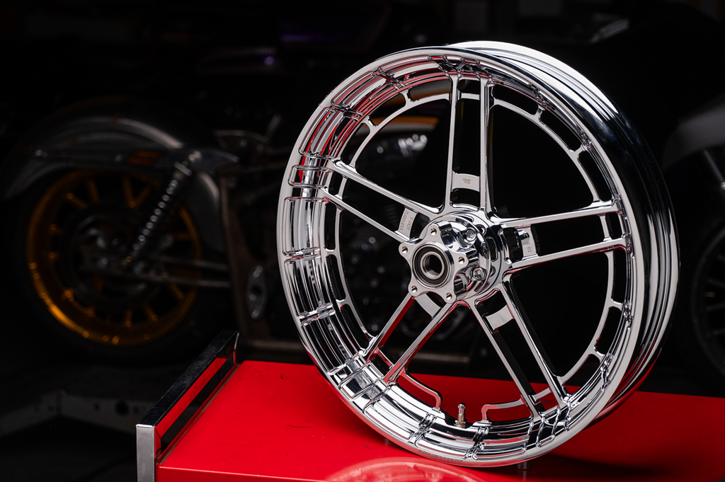 Rim - Flatline - Front - Chrome - 19x3.25