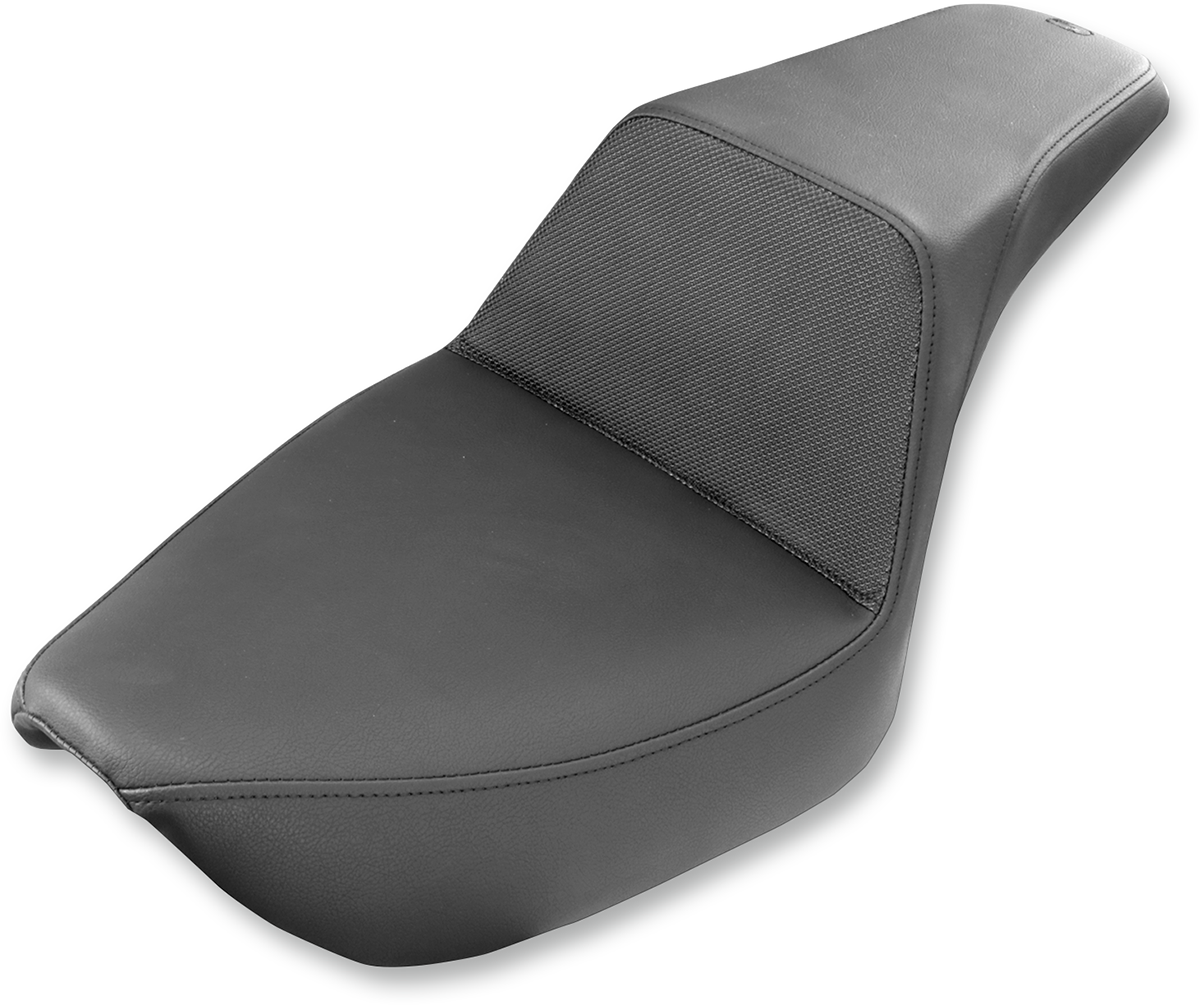Step-Up Seat - Gripper - Black - FXD