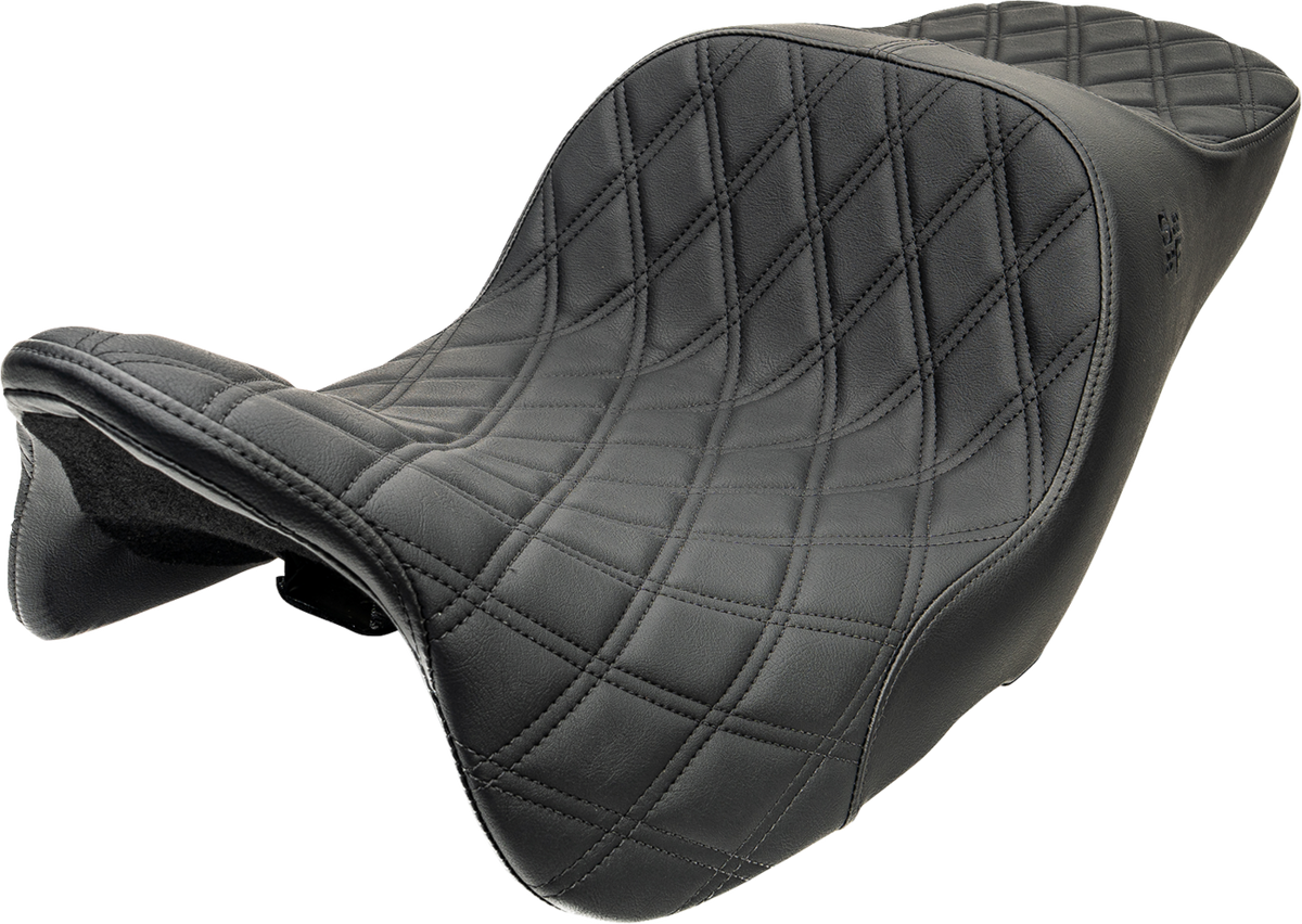 Chariot Seat - Black Double Diamond Stitch - Black Logo - FLH/FLT '23.5-'26