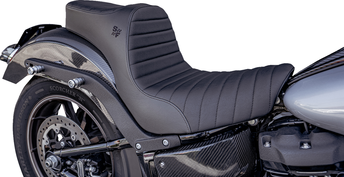 Chariot Seat - Black Classic Stitch - Black Logo - FLSB '18-'21/FXLR '18-'26