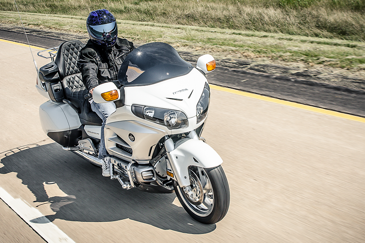 Flare® Windshield - Dark Smoke - '01-'017 Gold Wing