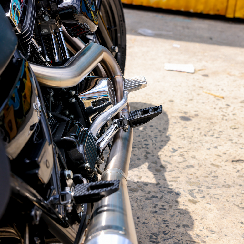 Rear P-54 Foot Pegs - Black - Softail