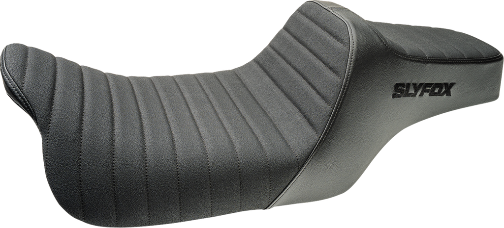 Highnoon Seat - Vinyl - Classic Stitch - Black Logo - FLH/FLT '08-'24