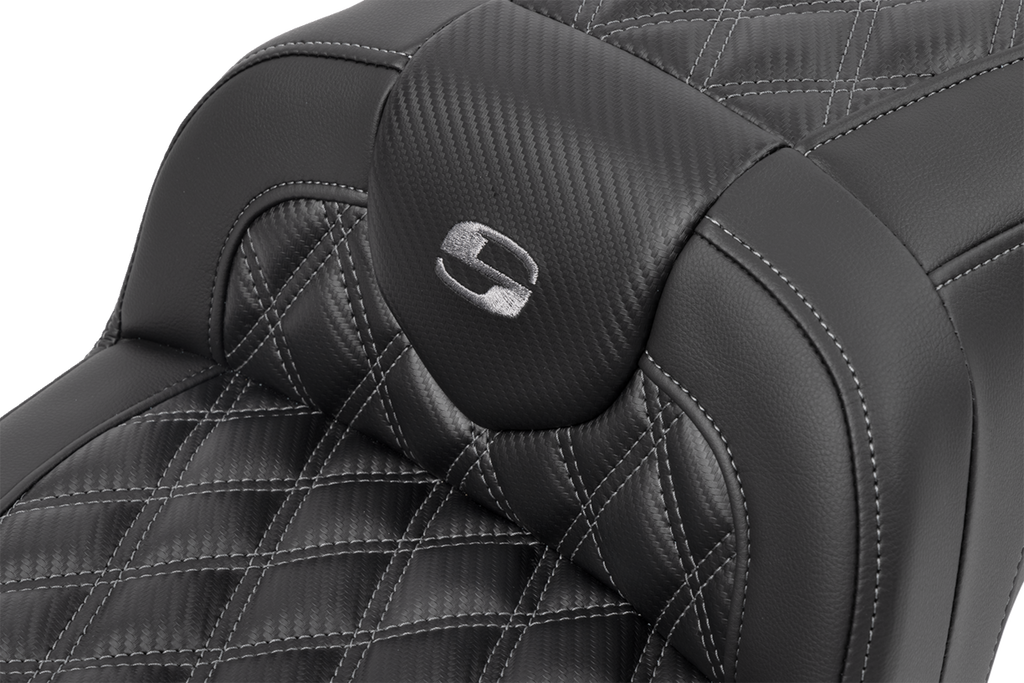 RoadSofa™ Seat - without Backrest - Carbon Fiber - Lattice Stitch - Gray Stitch - FLTR/FLHX '23-'24