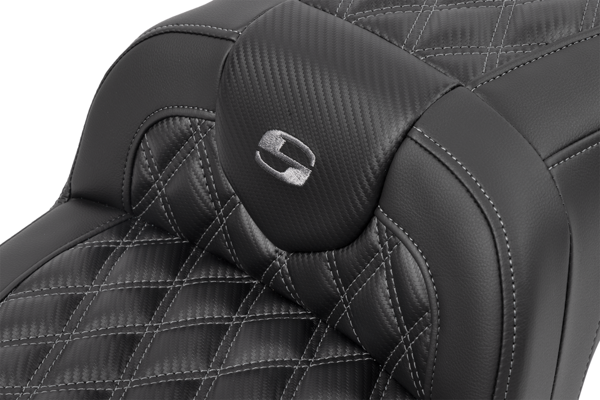 RoadSofa™ Seat - without Backrest - Carbon Fiber - Lattice Stitch - Gray Stitch - FLTR/FLHX '23-'24