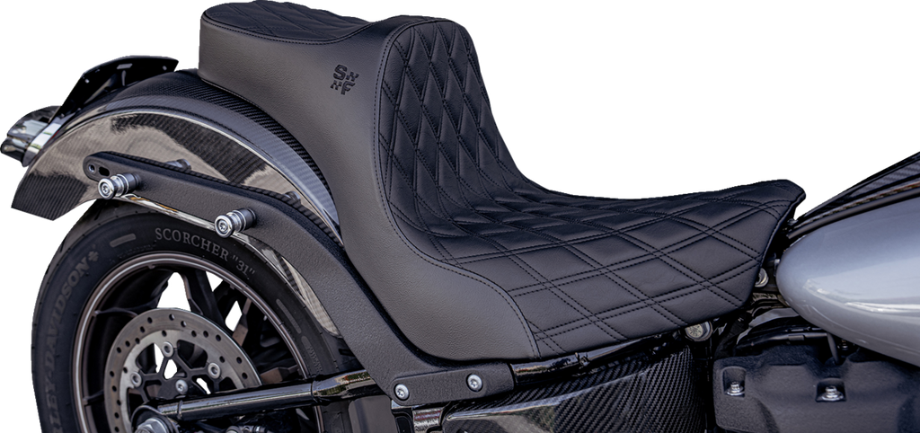 Chariot Seat - Black Double Diamond Stitch - Black Logo - FLSB '18-'21/FXLR '18-'26