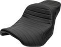 Chariot Seat - Black Classic Stitch - Black Logo - FLH/FLT '23.5-'26