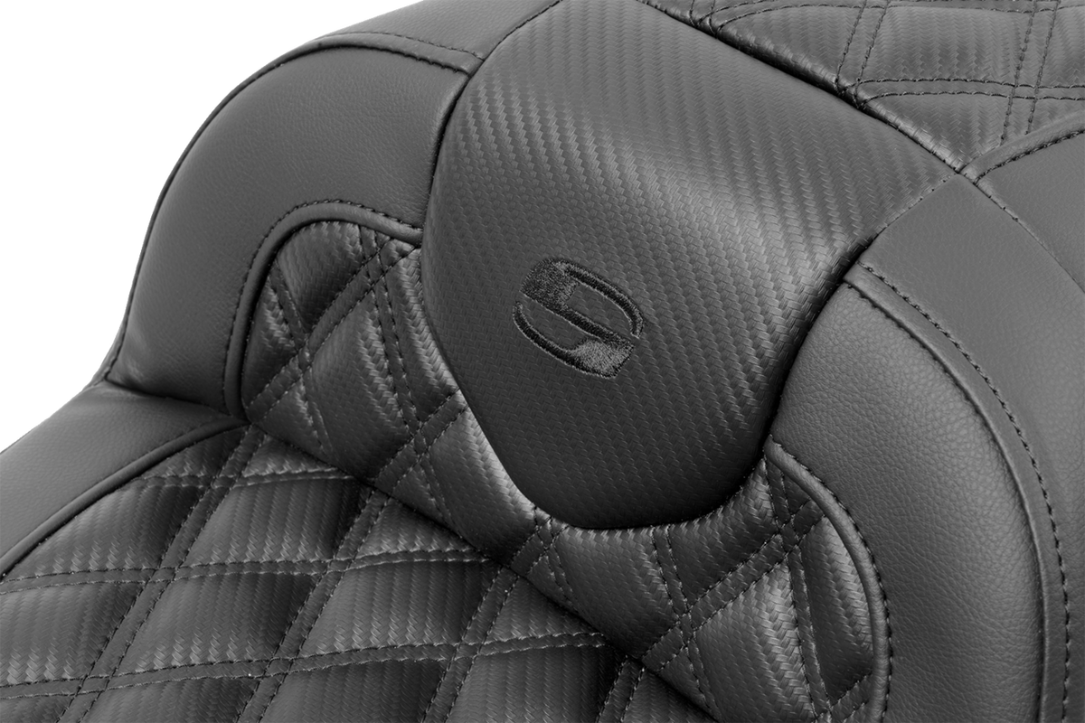 RoadSofa™ Seat - with Backrest - Carbon Fiber - Lattice Stitch - FLTR/FLHX '23-'24