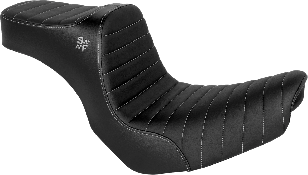 Chariot Seat - Black Classic Stitch - Silver Logo - FLSB '18-'21/FXLR '18-'26