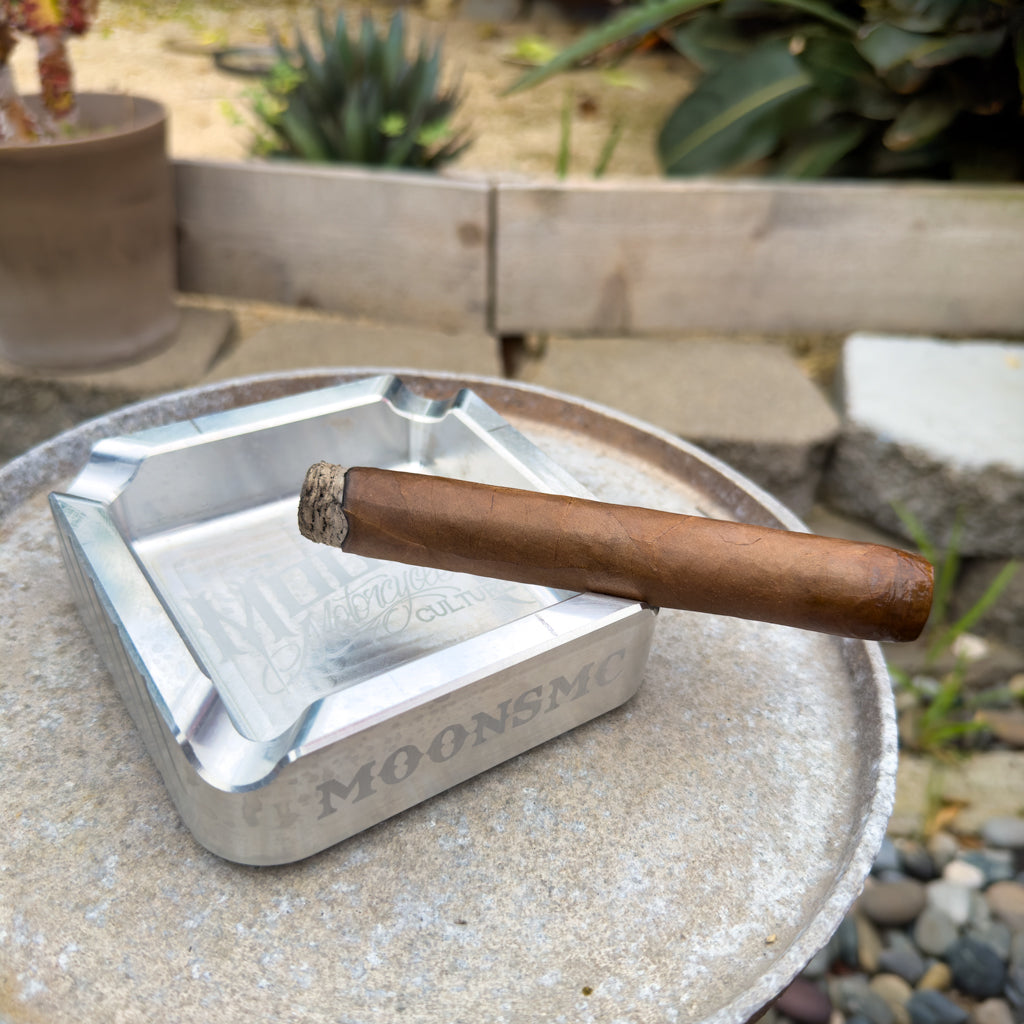 MOONSMC® // Moons Motorcycle Culture MOONSMC® "The Diplomat" Cigar Ashtray