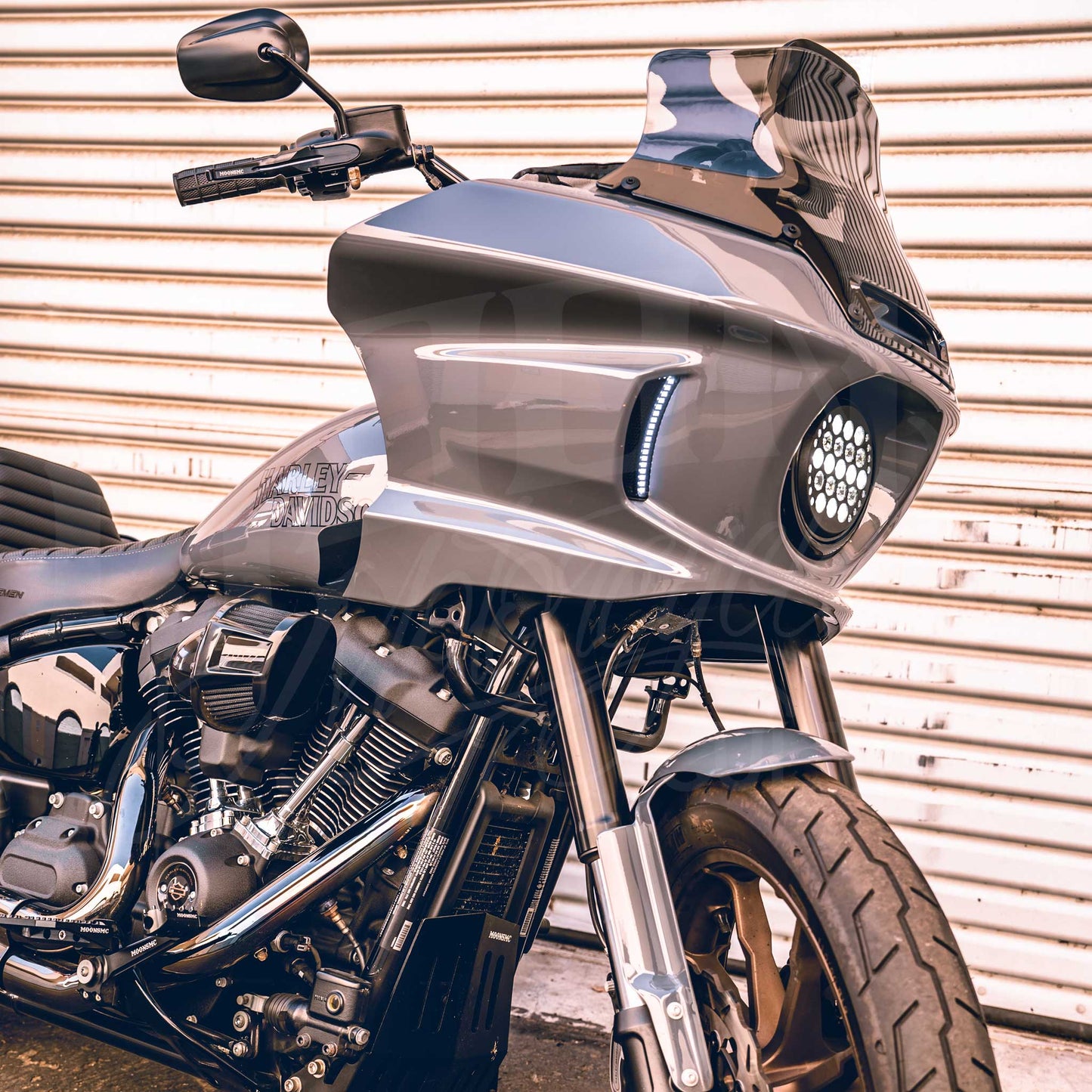 MOONSMC® 8.5 inch Softail FXLRST Windshield with Recurve